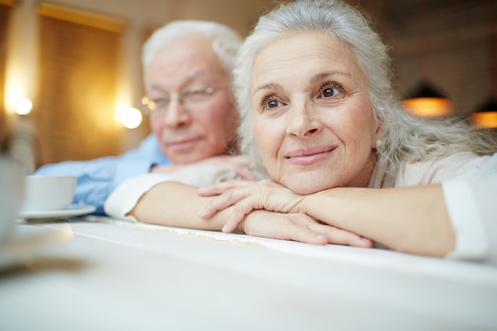 Older couples keep each other company