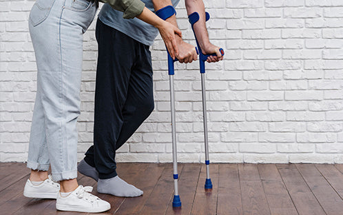 How to choose the right walker with seats for adults